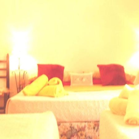 Milis Italia Guesthouse מראה חיצוני תמונה
