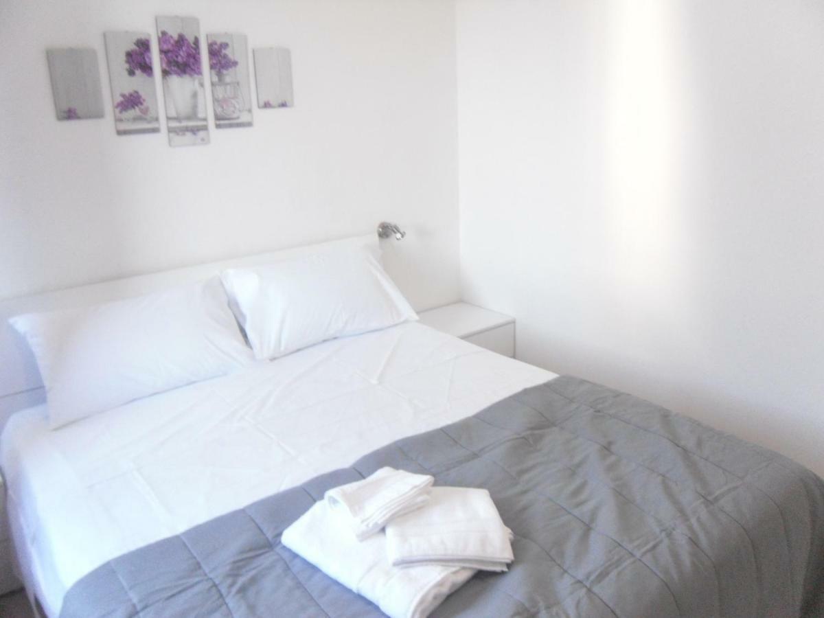 Milis Italia Guesthouse מראה חיצוני תמונה
