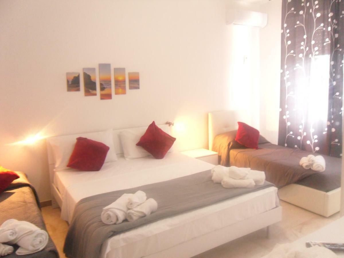 Milis Italia Guesthouse מראה חיצוני תמונה